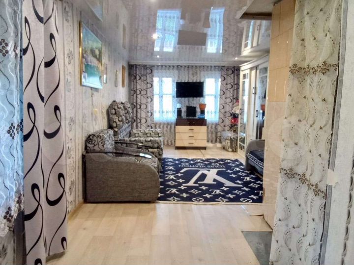 2-к. квартира, 35 м², 1/1 эт.