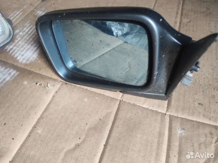 Левое зеркало на BMW 34 кузов