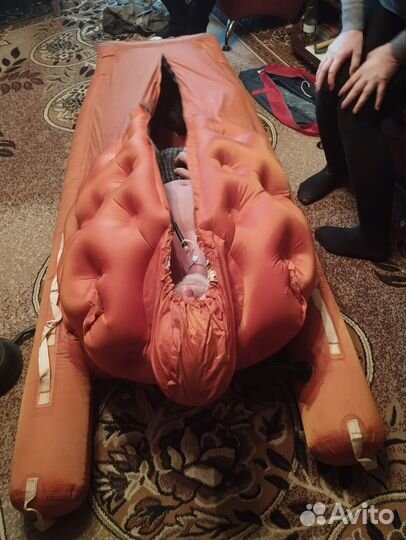 Плот (лодка) спасательный