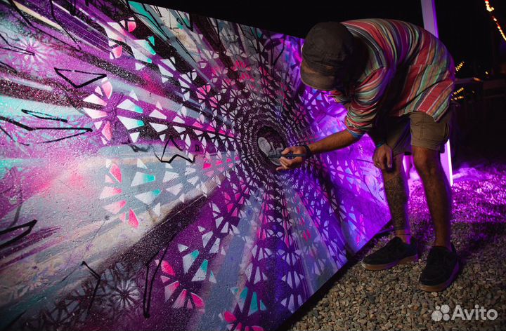 Художественное оформление, роспись стен