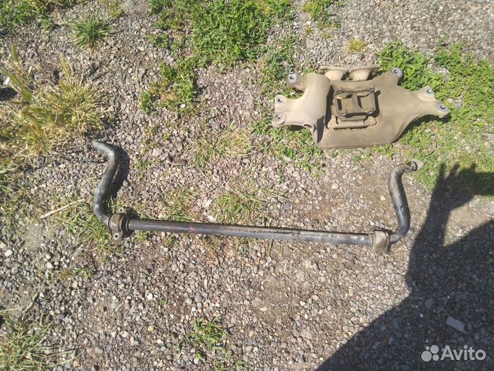 Стабилизатор передний Ауди A6 C6