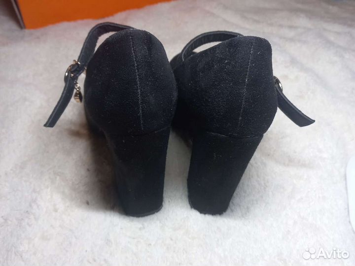 Туфли женские замшевые