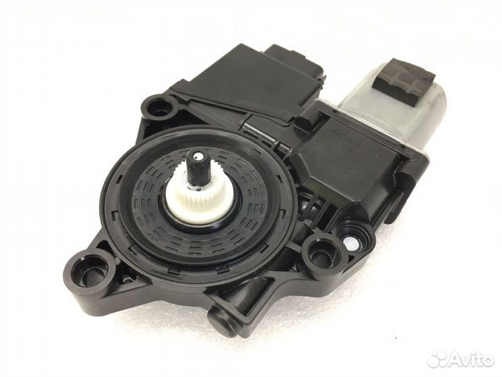 Моторчик стеклоподъемика передний правый Kia