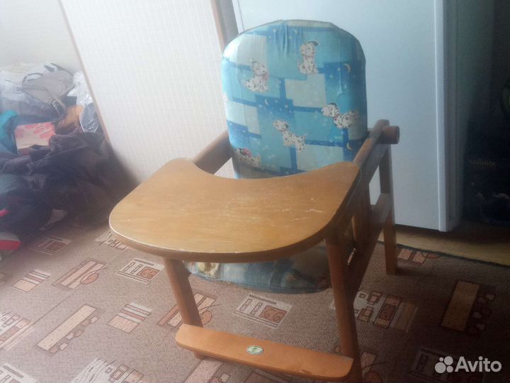 Детский стульчик для кормления