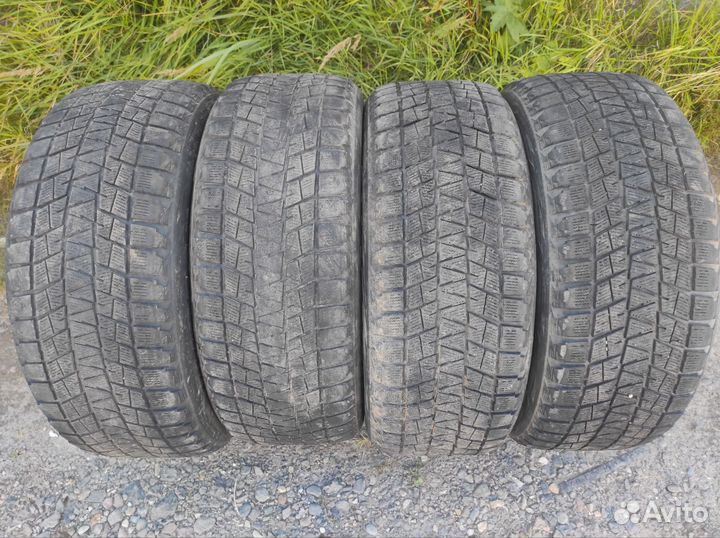 Bridgestone Blizzak DM-V1 245/55 R19