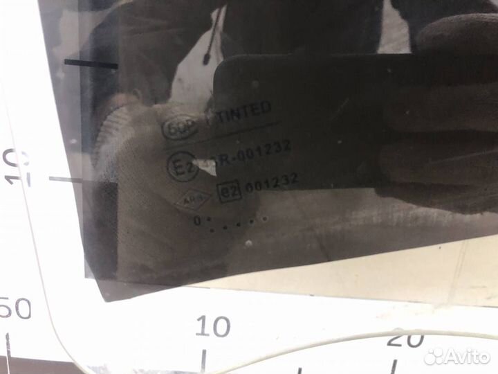 Стекло двери задней левой Renault Logan 1 2005-201