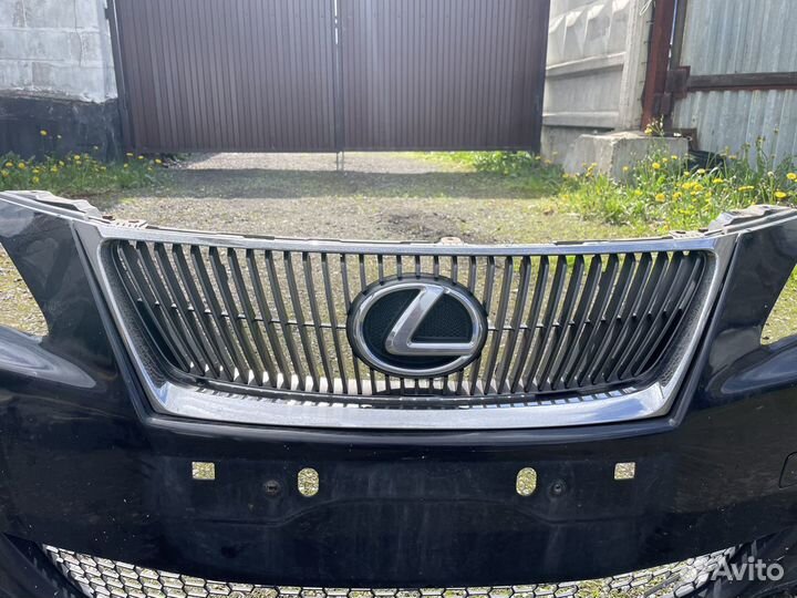 Бампер передний Lexus is250 в сборе оригинал