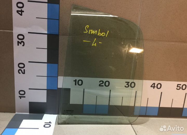 Стекло двери форточка Рено Клио Симбол 1998-2008г