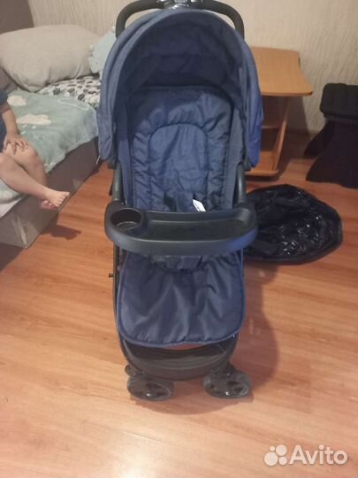 Прогулочная коляска