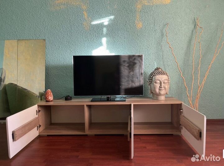 Тумба под телевизор
