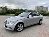 Mercedes-Benz C-класс 2.5 AT, 2007, 300 000 км, с пробегом, цена 950 000 руб.