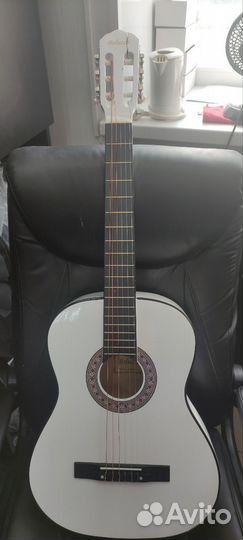 Belucci BC3905 WH классическая гитара. Разбита при