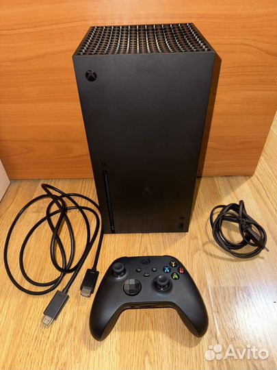 Xbox series x 1 TB с 1 геймпадом