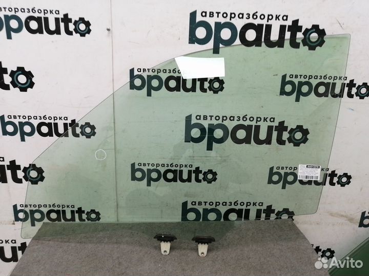 Стекло передней левой двери 84502-65J00 Suzuki