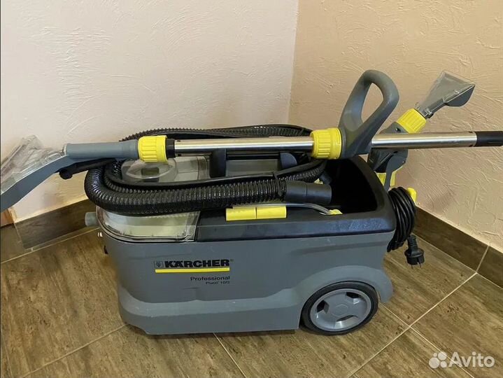 Профессиональный моющий пылесос Karcher puzzi 10/2
