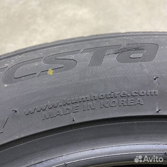 Kumho Ecsta PS71 255/40 R21 102Y