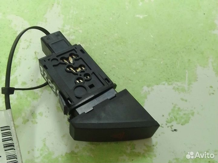 Кнопка аварийной сигнализации Mazda Mazda 6 GH сед