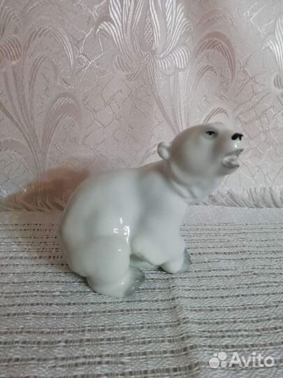 Статуэтки фарфор