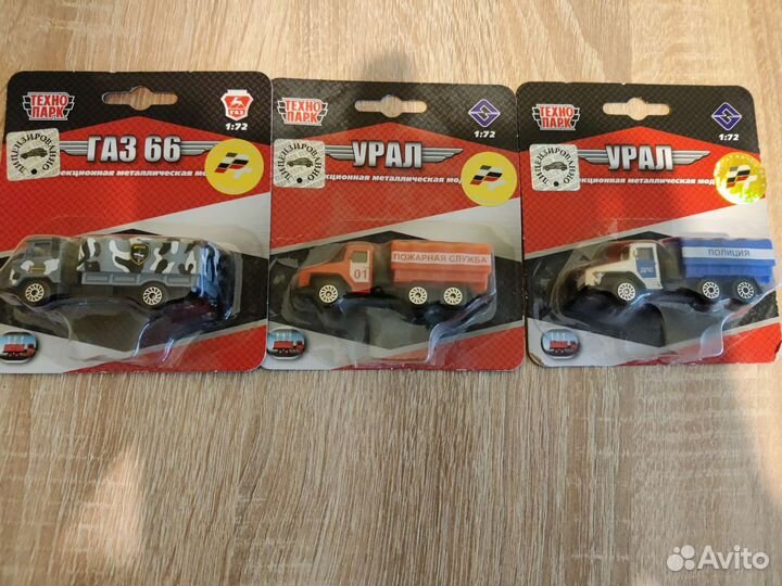 Hot wheels машинки