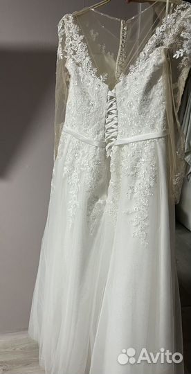 Свадебное платье