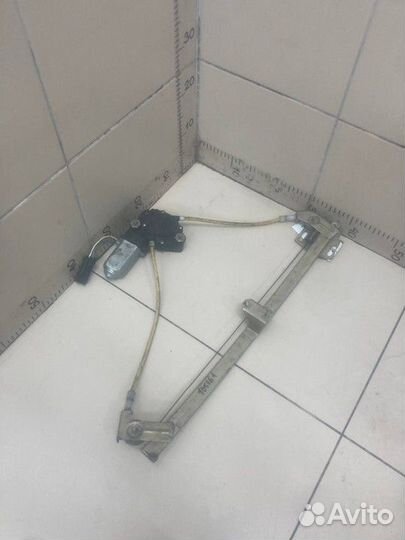 Стеклоподъемник электрический передний правый