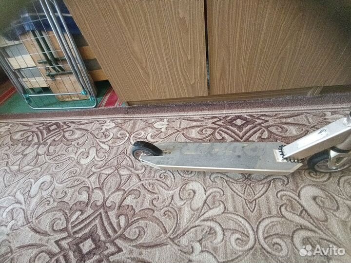 Трюковой самокат