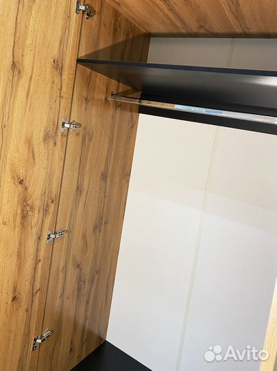 Шкаф 4 двери