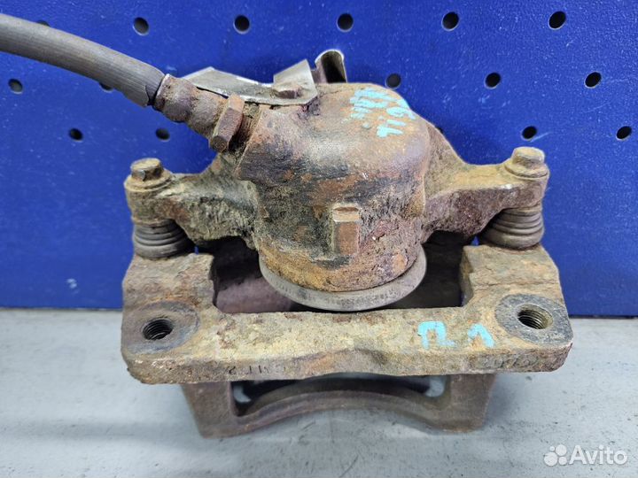 Суппорт тормозной передний Chery Tiggo (T11)