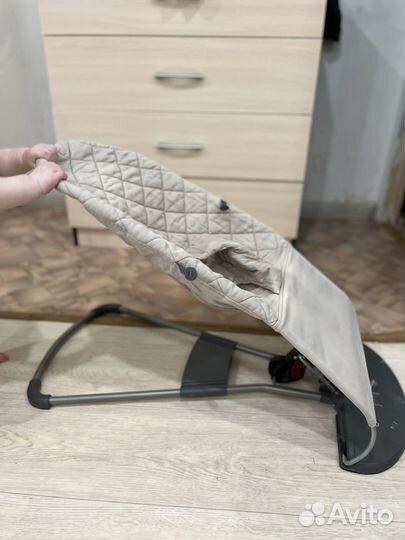 Шезлонг детский babybjorn
