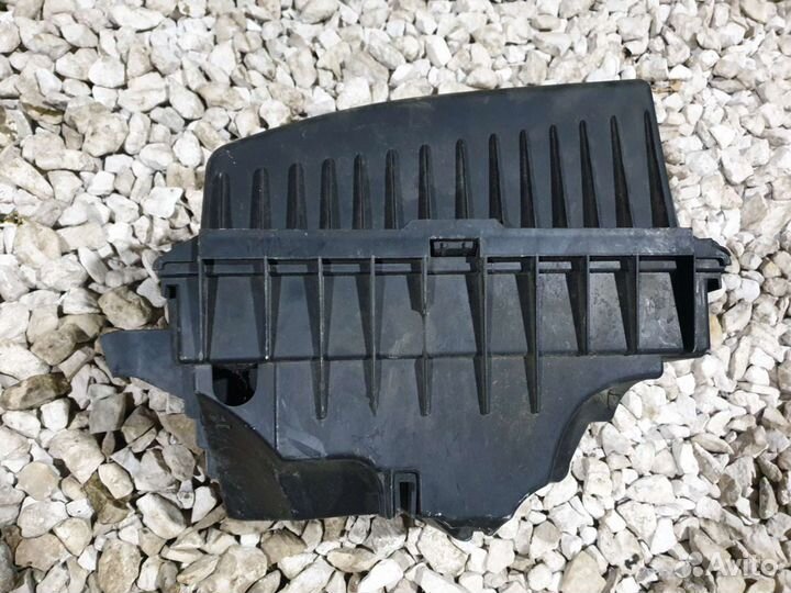 Корпус воздушного фильтра Volvo XC90