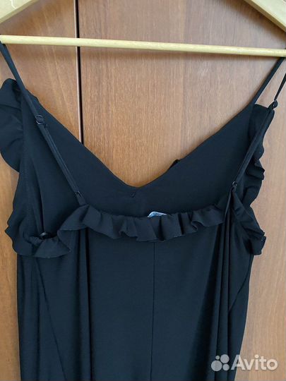 Черное Трикотажное платье zara р.S