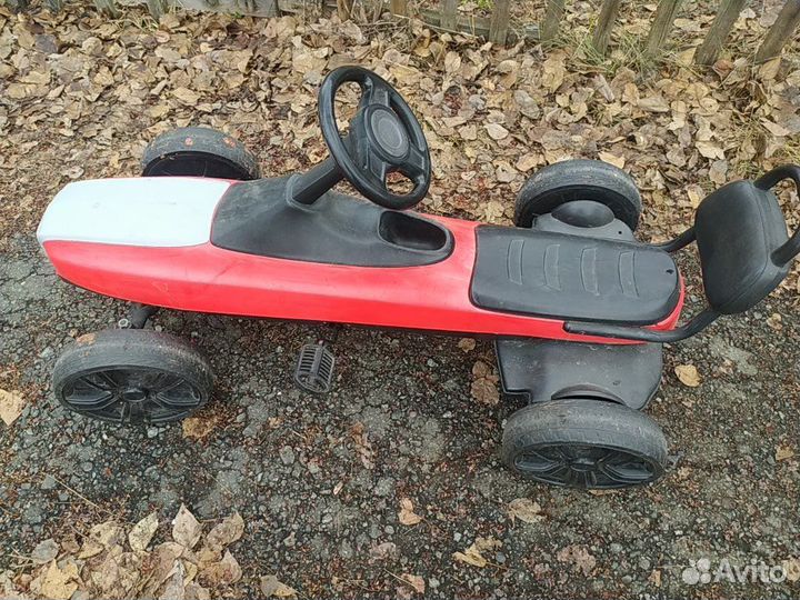 Продам детскую машинку