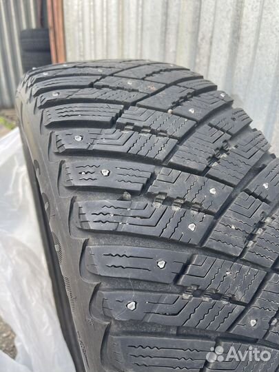 Goodyear Ultragrip Ice Arctic 235/55 R18