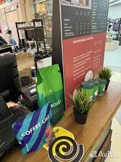 Кофейня у метро огромный трафик трц