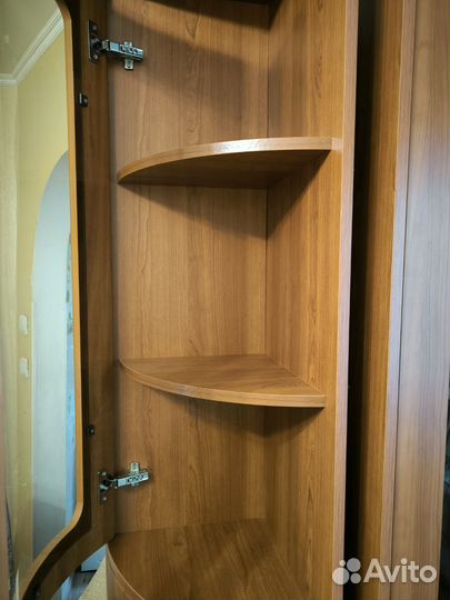 Буфеты и серванты