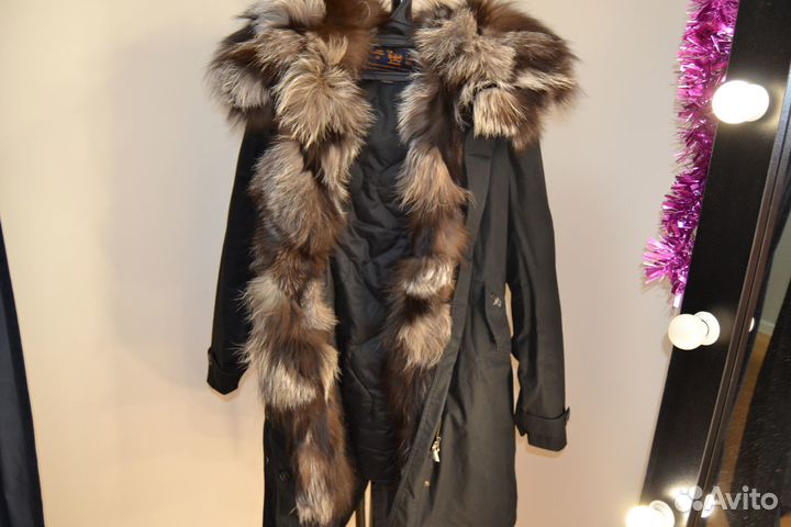 Парка с натуральным мехом