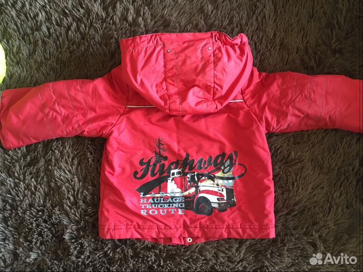 Продам куртку 92