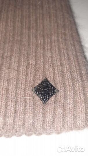 Женская шапка