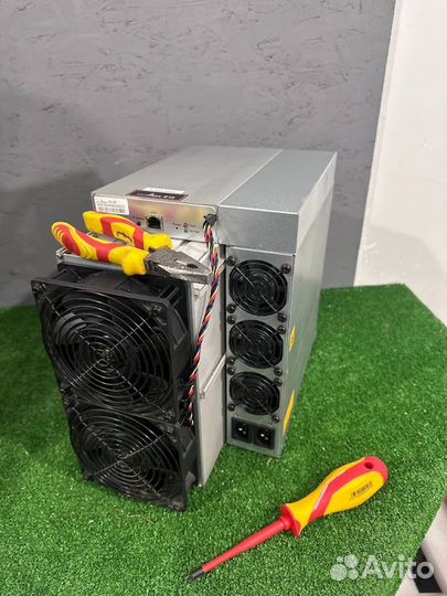 Antminer S19 j1-11