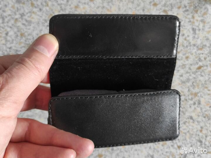 Футляр для мобильного телефона