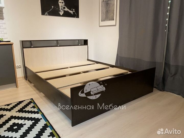 Кровать двуспальная