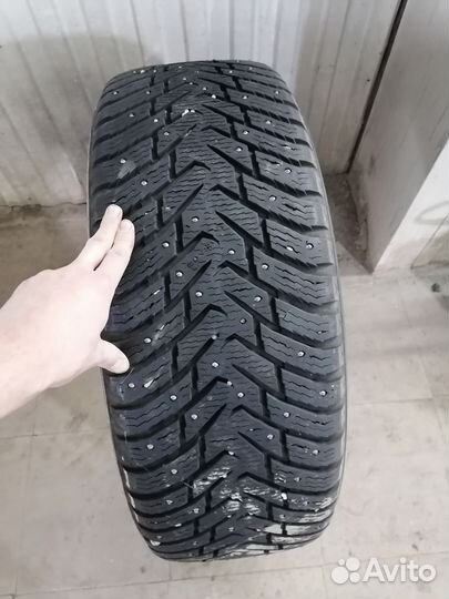 Nokian Tyres Hakkapeliitta 8 SUV 265/60 R18