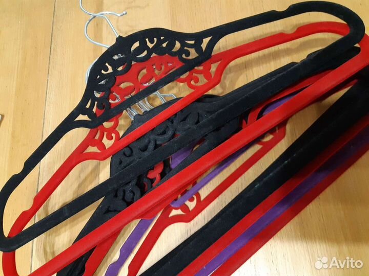 Плечики вешалки разные