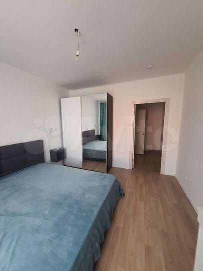 2-к. квартира, 70 м², 8/15 эт.