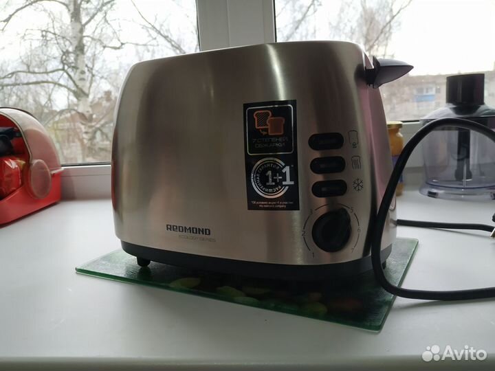 Тостер Redmond rt-m404