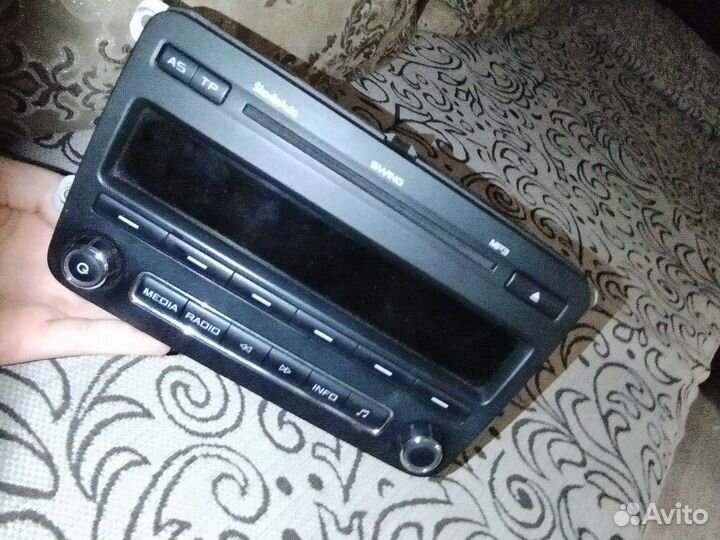 Автомагнитола штатная на Шкоду Фабиа