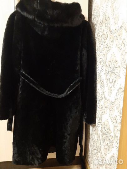 Шуба мутоновая с капюшоном 44 46