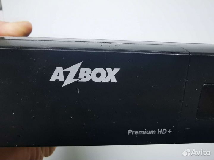 Спутниковый ресивер Azbox