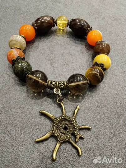 Браслет из натуральных камней