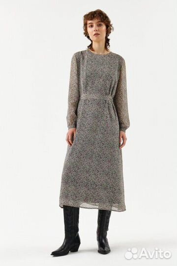 Платье новое befree